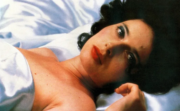 Glumica, manekenka i spisateljica Isabella Rossellini rođena je 18. lipnja 1952. godine u Rimu u Italiji. Proslavila se filmovima "Plavi baršun", "Bijele noći", "Divlji u srcu" itd. te brojnim kampanjama za renomirane svjetske modne brendove. Foto: Profimedia