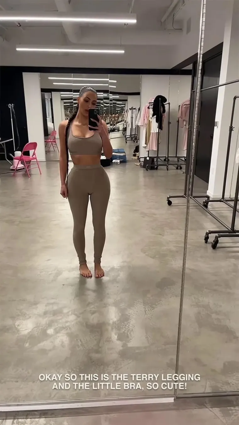 Usko, uže! Kratko, kraće! Nitko nas nije 'grijao' više od Kim Kardashian, ova izdanja bila su joj baš hot