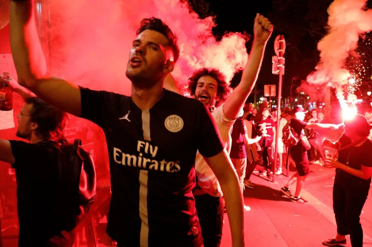 NAVIJAČI PSG-A U TRANSU: Pogledajte kako slave povijesni rezultat francuskog prvaka