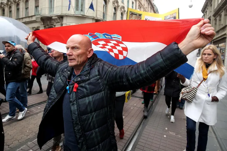 TISUĆE LJUDI U ZAGREBU PROSVJEDUJE ZA VEĆE PLAĆE U OBRAZOVANJU: 'Ne očekujemo kraj štrajka jer Vlada zasad nema ozbiljnu ponudu'