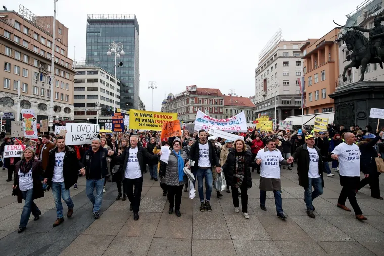 TISUĆE LJUDI U ZAGREBU PROSVJEDUJE ZA VEĆE PLAĆE U OBRAZOVANJU: 'Ne očekujemo kraj štrajka jer Vlada zasad nema ozbiljnu ponudu'