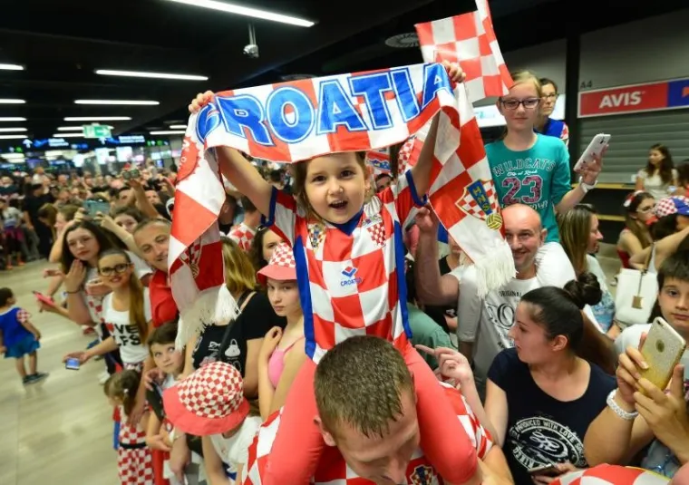 Navijači priredili fantastičan doček Vatrenima!
