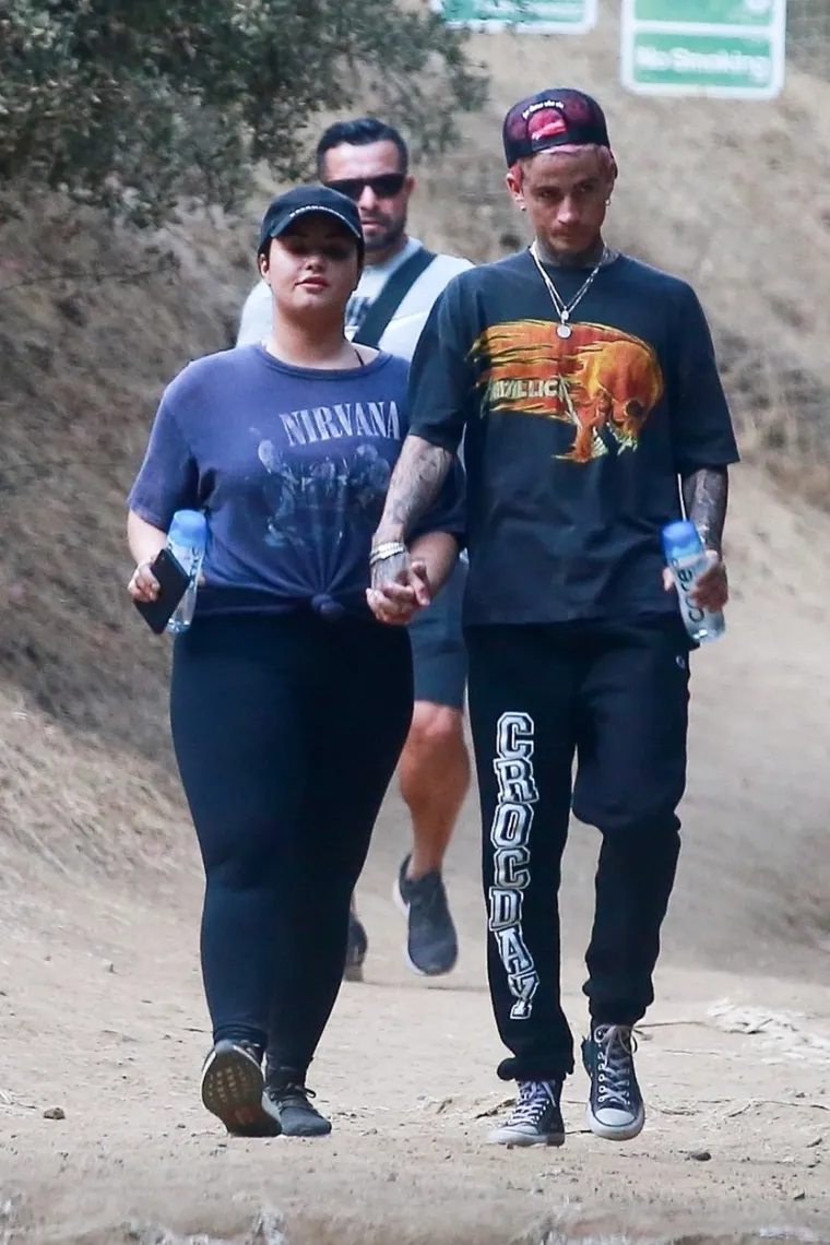 *PREMIUM-EXCLUSIVE*  Studio City, CA  - *EXCLUSIVE*  - **SHOT ON 11/16/19** New couple alert! Singer Demi Lovato goes on a hike with her new boyfriend Austin Wilson. The loved up pair held hands on their hike, looking relaxed and happy.
*UK Clients - Pictures Containing Children
Please Pixelate Face Prior To Publication*, Image: 483370772, License: Rights-managed, Restrictions: RIGHTS: WORLDWIDE EXCEPT IN ITALY, Model Release: no, Credit line: Dsanchez/CPR/NEMO / BACKGRID / Backgrid USA / Profimedia