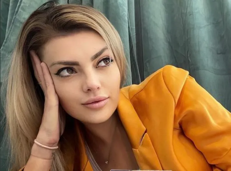 Ella Dvornik