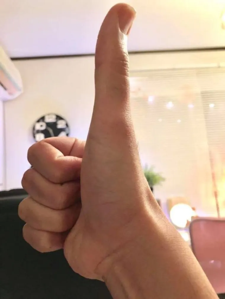 INTERNET JE MJESTO GDJE BIZARNOSTIMA NEMA KRAJA: Baš takve su i ove fotografije - što nije u redu s ovim ljudima?