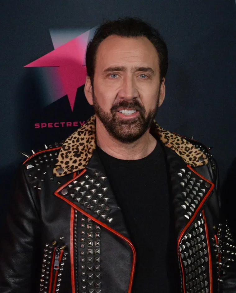 Američki glumac Nicolas Cage (60) poznat je po ekscentričnim ulogama i bizarnim intervjuima, ali njegove neobične navike ne prestaju ovdje. Tijekom promocije filma 2010. godine, razgovarao je o svojim prehrambenim preferencijama za The Sun. 