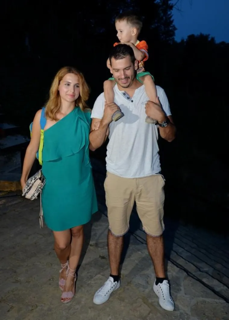 Doris Pinčić Rogoznica sa suprugom i sinom