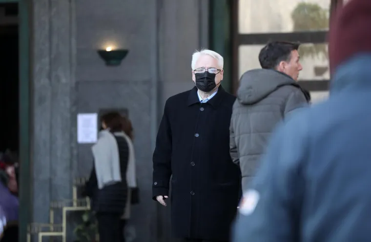 Na ispraćaju najpoznatije zviždačice Ankice Lepej bile i mnoge poznate osobe: Josipović, Benčić, Borić, Sarnavka...