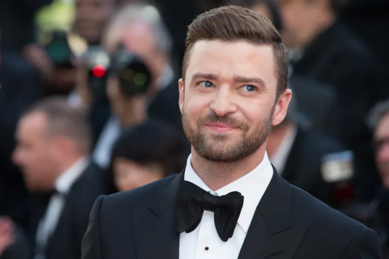 Nakon Britney, pjevač je u travnju 2003. godine započeo vezu s Cameron Diaz, nedugo nakon što su se upoznali. Zajedno su bili nešto više od tri i pol godine, a prekinuli su 2006. godine nakon zajednog nastupa u emisiji Saturday Night Live. Već 2011. zajedno su snimali film &quot;Zločesta učiteljica&quot;, u kojem je Diaz igrala glavnu ulogu.