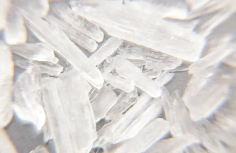Metamfetamini - 100 dolara po gramu. Droga koju šira javnost vjerojatno zna iz serije Breaking Bad.