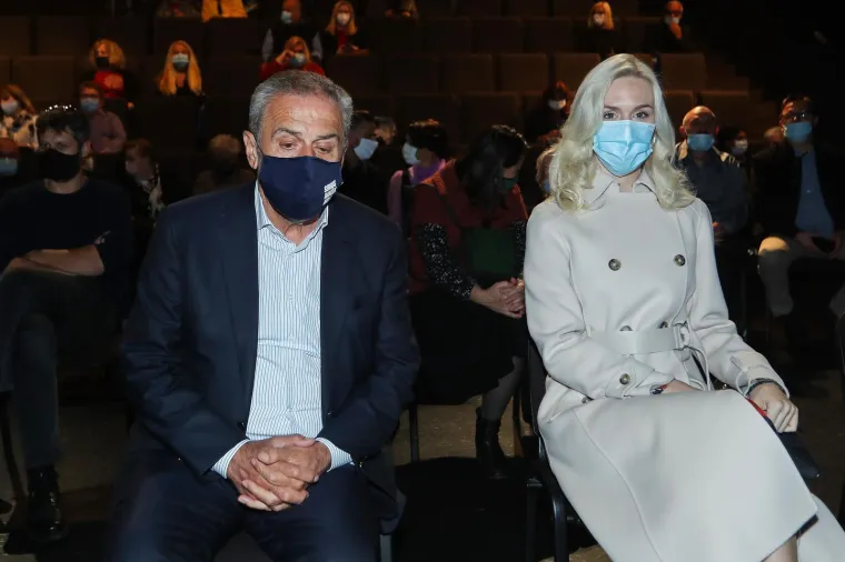 Natalija Prica, Milan Bandić, Milana Vuković Runjić i Zlatko Vitez na predstavi &quot;Gle, kako dan lijepo počinje&quot;.