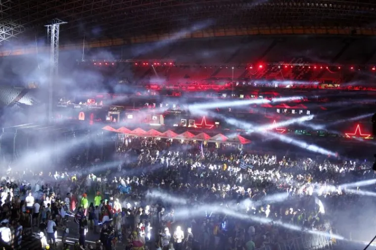 ULTRA ZATVORENA SPEKTAKULARNIM VATROMETOM: Ovako je izgledala zadnja večer velikog partyja u Splitu