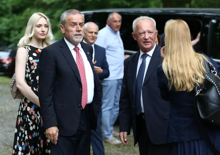 PLEJADA POLITIČARA NA PROSLAVI U BREZOVICI: Prisjetili su se dana kada je osnovan Prvi sisački partizanski odred