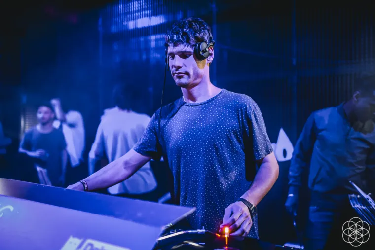 Kiša nije spriječila dolazak nekoliko desetaka tisuća ljudi na otvorenje trećeg Sonus festivala.