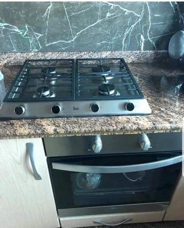 Oni su odgovorili 'može': Imamo urnebesne dokaze da ih ne smijete častiti prije obavljena posla