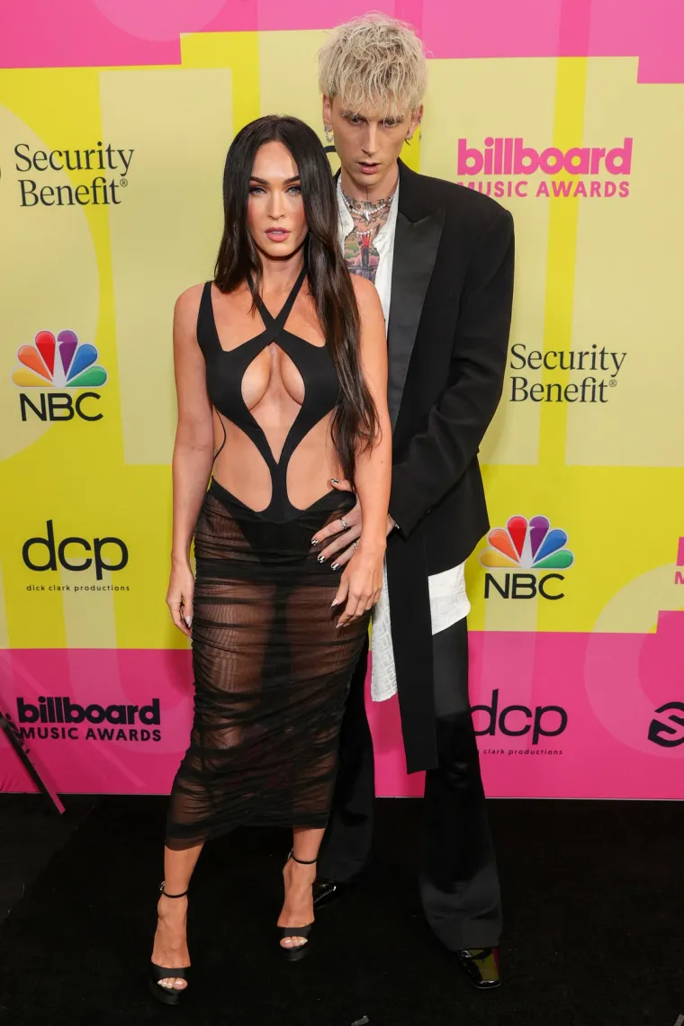 NOVI NAJZLOČESTIJI PAR HOLLYWOODA: Polugola Megan Fox dečka hvatala za međunožje, a on sve šokirao - jezikom