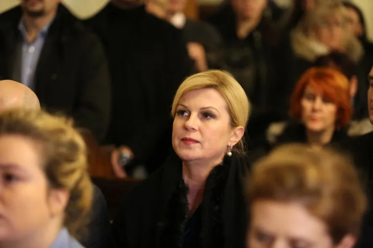 VRH HDZ-A NA BOŽIĆNOJ MISI U ZAGREBAČKOJ KATEDRALI: Pogledajte tko je sve stigao