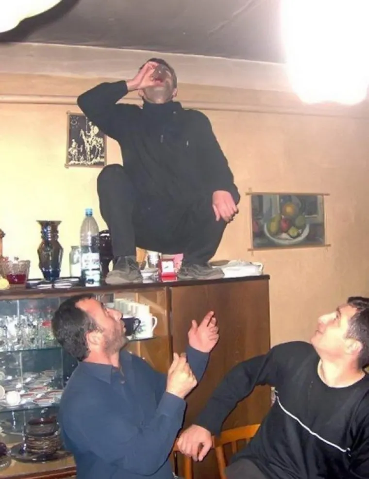 ONI SU IMALI NAJLUĐI VIKEND I TVRDE DA SE NE SJEĆAJU NIČEGA: Kad alkohol uzme stvar u svoje ruke...