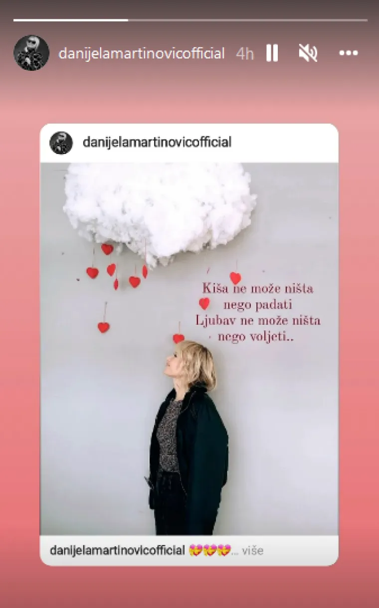 Pjevačica Danijela Martinović na Instagramu je objavila simpatičnu fotografiju s oblakom i srcima ispod kojih pozira. &quot;Kiša ne može ništa nego padati. Ljubav ne može ništa nego voljeti&quot;, napisala je Danijela koja se nakon prekida s Petrom Grašom potpuno okrenula karijeri.