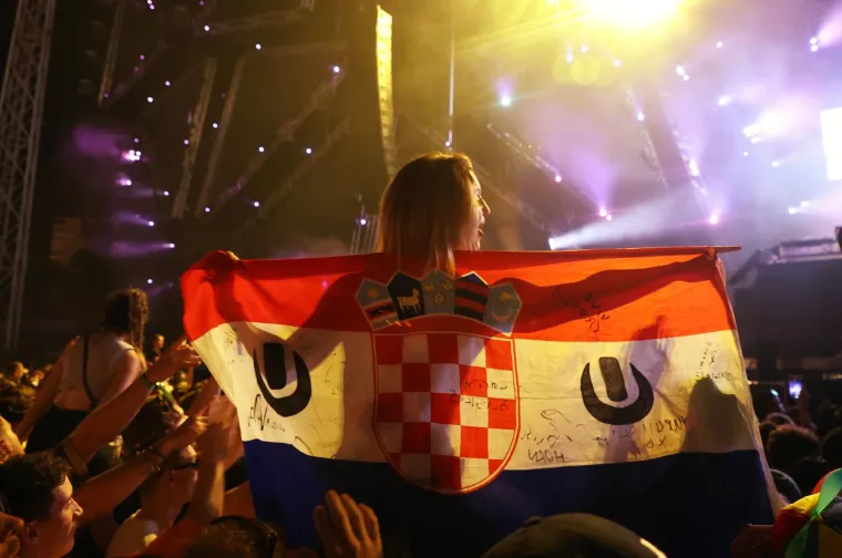 Zadnja večer Ultre prošla u rapsodiji opravica i redara: Partijaneri otpustili kočnice, tulumario je i 'Indijanac'