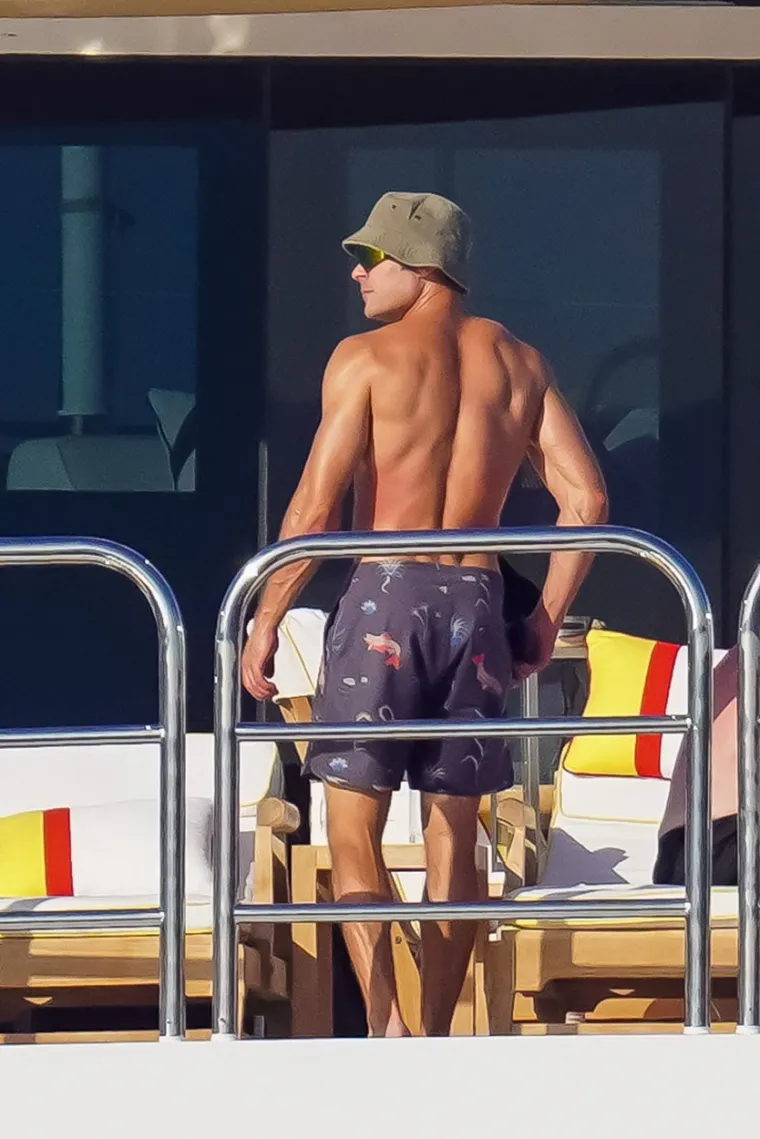 Zac Efron 
