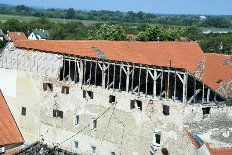 Sisak je pogodio potres 2020. godine. Ovako danas izgleda iz zraka