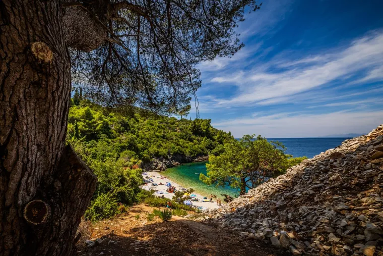 Hrvatski biser koji se isplati posjetiti: Na plaži nema tuševa, nema kafića, nema zapravo ničega osim kristalno čistog mora