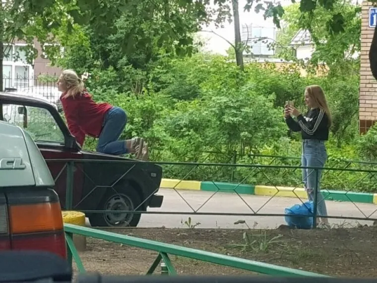 NISU BLAGOSLOVLJENI INTELIGENCIJOM, ALI BAR SU NAS NASMIJALI: Sramotnije fotografije od ovih teško ćete pronaći