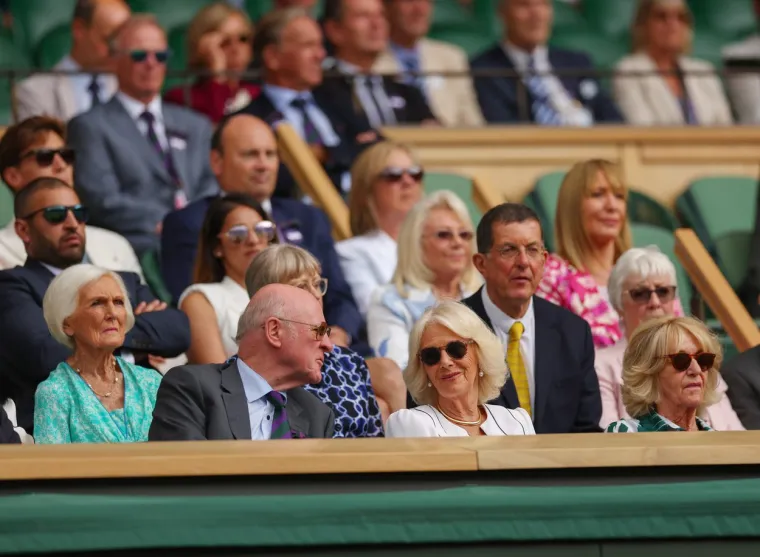 Čačkala nos, razjapila usta, izbuljivala oči: Svi su popadali od smijeha kad su vidjeli kakve grimase radi Camilla na Wimbledonu