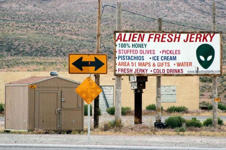 Svega je 50-ak kilometara udaljen od zloglasnog Area 51, a to je ujedno i glavna djelatnost mještana. Foto:Profimedia
