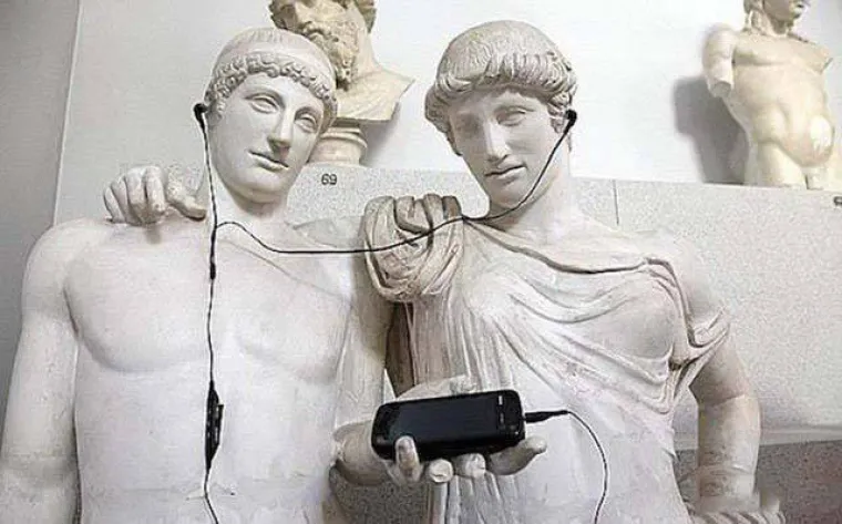 ŽELITE LI TAKVE TURISTE U SVOJEM GRADU? Jedni misle da su nekulturni, drugi da su dobri za turizam