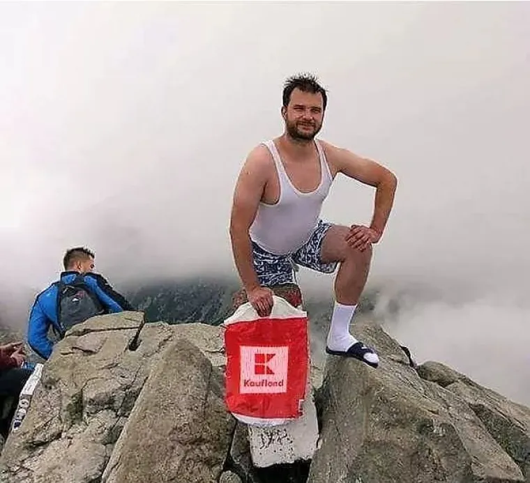 Pogledajte 70 urnebesnih 'simptoma' koji nedvojbeno ukazuju na to da ste okruženi Slavenima