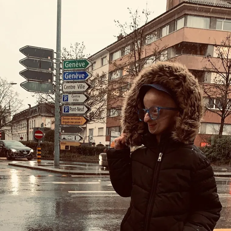 CLAUDIA STARI SEDAM PUTA BRŽE: Ima tek 20 godina, a zbog bolesti izgleda poput starice