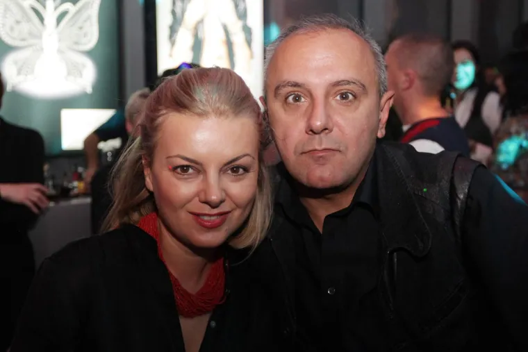 Pojavile se prastare fotke Ave Karabatić i bivšeg zaručnika: On završio u zatvoru nakon što su skupa ucjenjivali njenog profesora