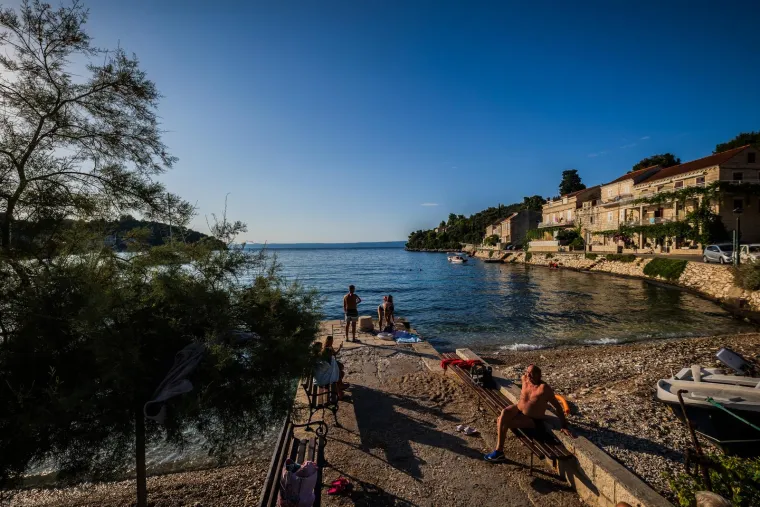 Zavirite u pravi raj na hrvatskoj obali: Ovo tajnovito mjesto pružalo je utočište mnogim pomorcima