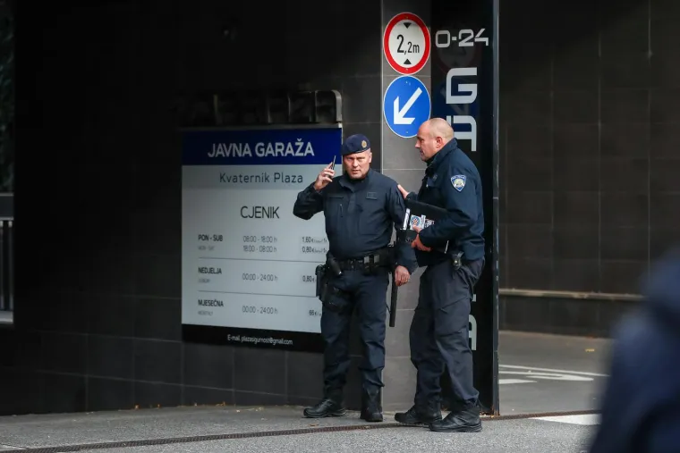Zagreb: Policija ispred zgrade u blizini Kvatrića gdje je u tijeku pretres