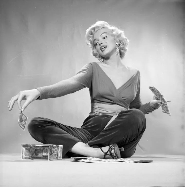 Misterij smrti Marilyn Monroe i danas golica javnost: 'Gola na krevetu, s telefonom u ruci, a jedno je posebno nelogično'