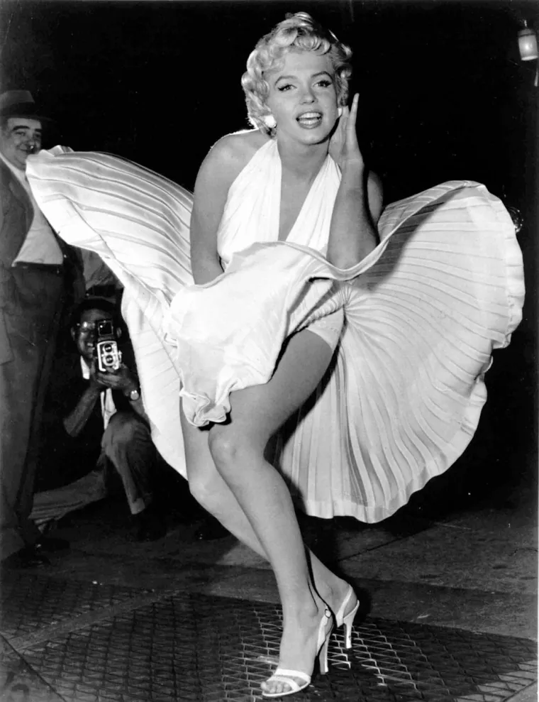 Misterij smrti Marilyn Monroe i danas golica javnost: 'Gola na krevetu, s telefonom u ruci, a jedno je posebno nelogično'