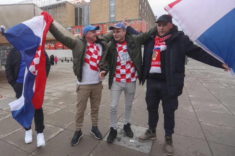 TISUĆE HRVATSKIH NAVIJAČA U STOCKHOLMU: Kauboji će imati ogromnu podršku u finalu