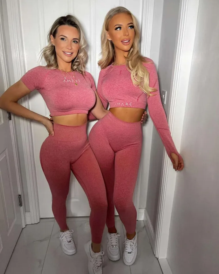 Dijele ih dva desetljeća, Lauren je napunila 20, a Cheryl 41 godinu.