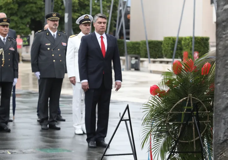 Polaganje vijenaca kod spomenika Hrvatske Pobjede Oluja 95.
