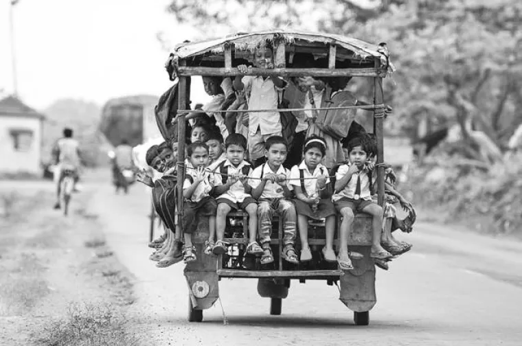 Ovako izgleda školski bus u Beldangu u Indiji.