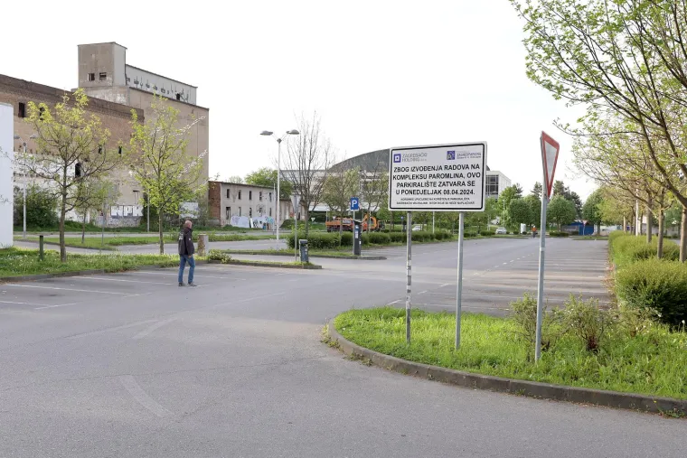Zatvoreno javno parkiralište Paromlin zbog izgradnje knjižnice Grada Zagreba