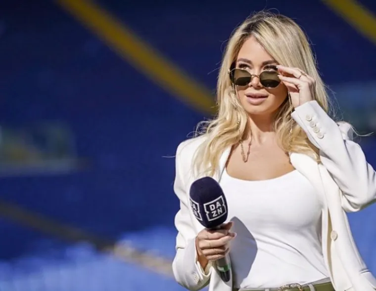 Diletta izbacila grudi za rođendan: Talijanska voditeljica definitivno pokazala previše