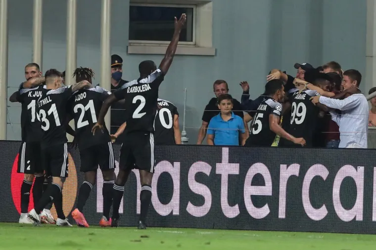 Znate li koliko će Dinamo novaca 'propustiti' ako ne prođe u Ligu prvaka?