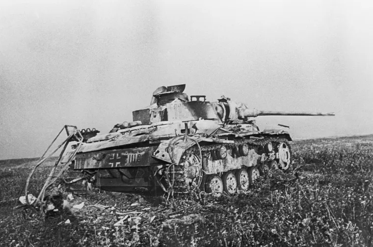 Da Hitler kojim slučajem nije donio očito glupu odluku za naciste, bi li sve završilo tragično i drugačije?