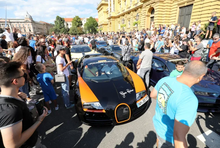 U ovim je autima sto milijuna eura: Pogledajte ljepotane i zvijeri koje je Mate Rimac okupio u Zagrebu