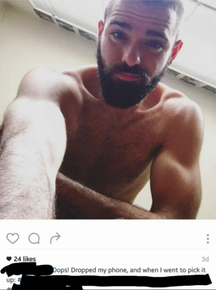 Pao mu je mobitel pa se slučajno uslikao kada ga je podizao.