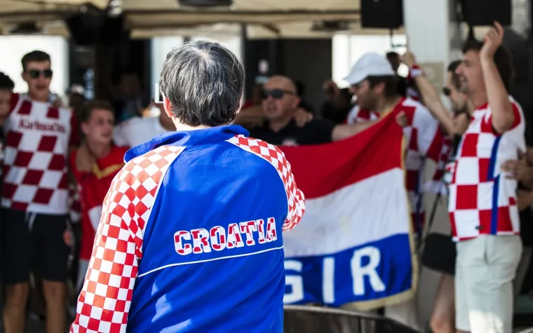 U Splitu se već na ulicama zahuktalo pred utakmicu, osjetite dašak atmosfere