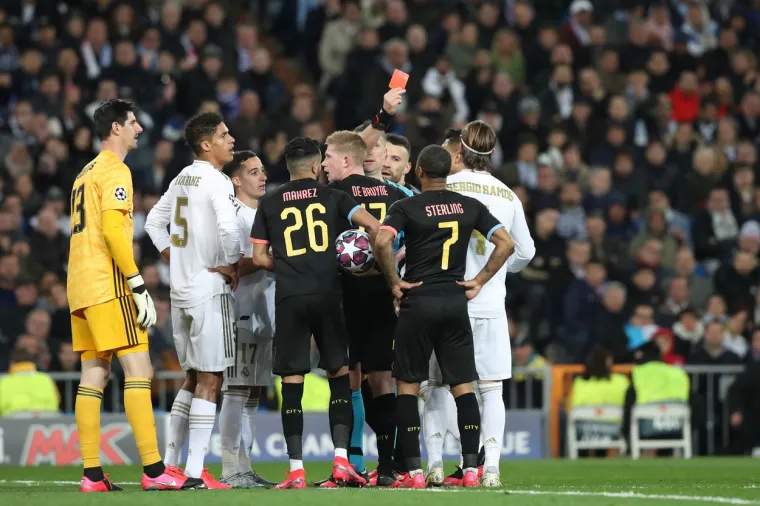 [FOTO] JE LI RAMOS NAJPRLJAVIJI IGRAČ IKAD U LIGI PRVAKA? Možda je veliki nogometaš, ali ovo mu nikako ne služi na čast